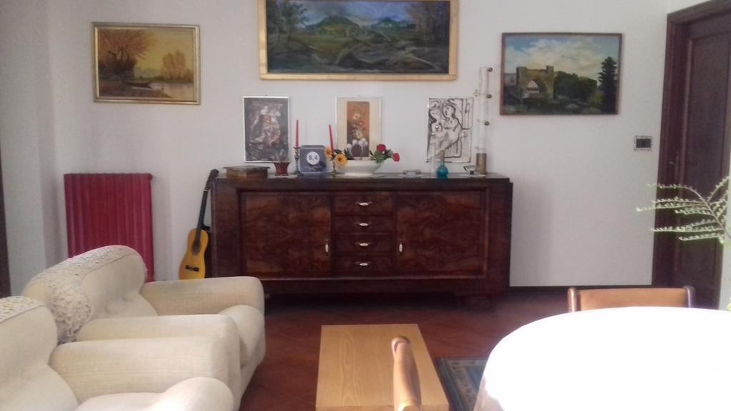 Bed and Breakfast Il Nido del Pettirosso Borgomanero Esterno foto